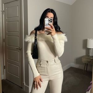Fur trim sweater